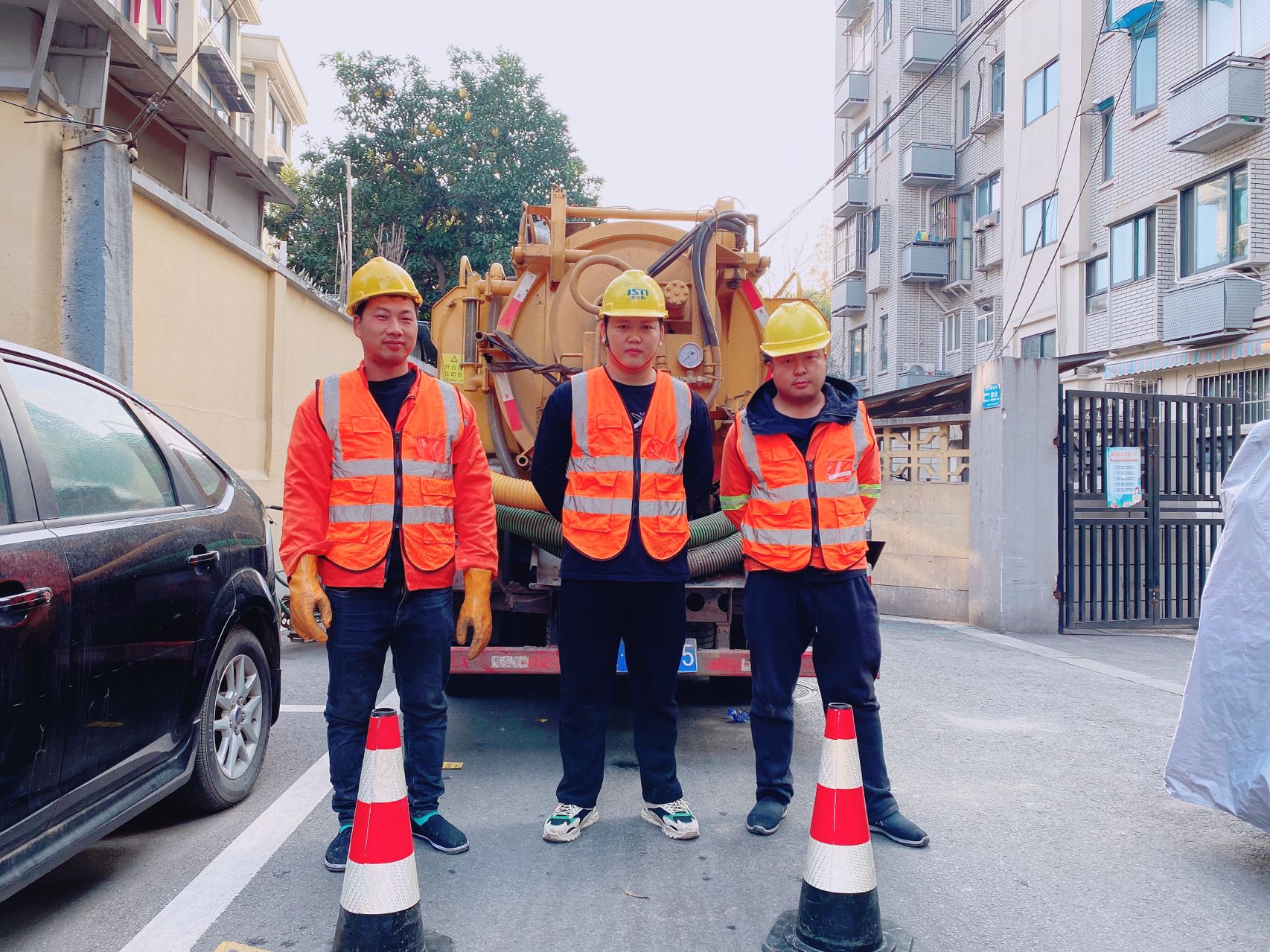 板仓南京某小区管道清淤检测施工